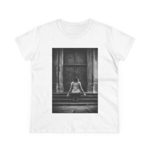 Not Alone - Thanksgiving Black & White Photo Women's T‑Shirt